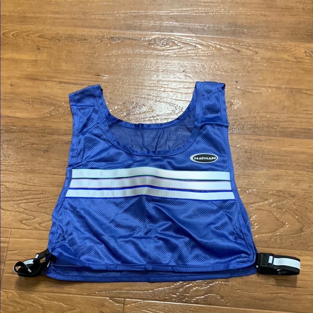 NWOT Natan Reflective Safety Running Vest
